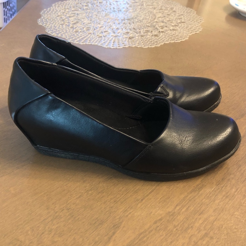 Kim Rogers Ultra Comfort Technology Slip On Low Wedge Loafer Shoes